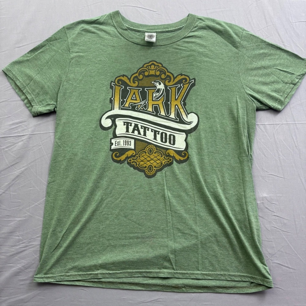 Gildan‎ Softstyle Lark Tattoo Ink Est 1993 Graphic Tee Green Mens Large